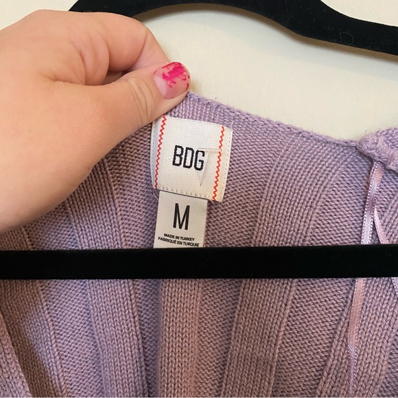 Urban Outfitters BDG Mavis Striped V-Neck Pullover Sweater in Lavender M - Picture 4 of 5